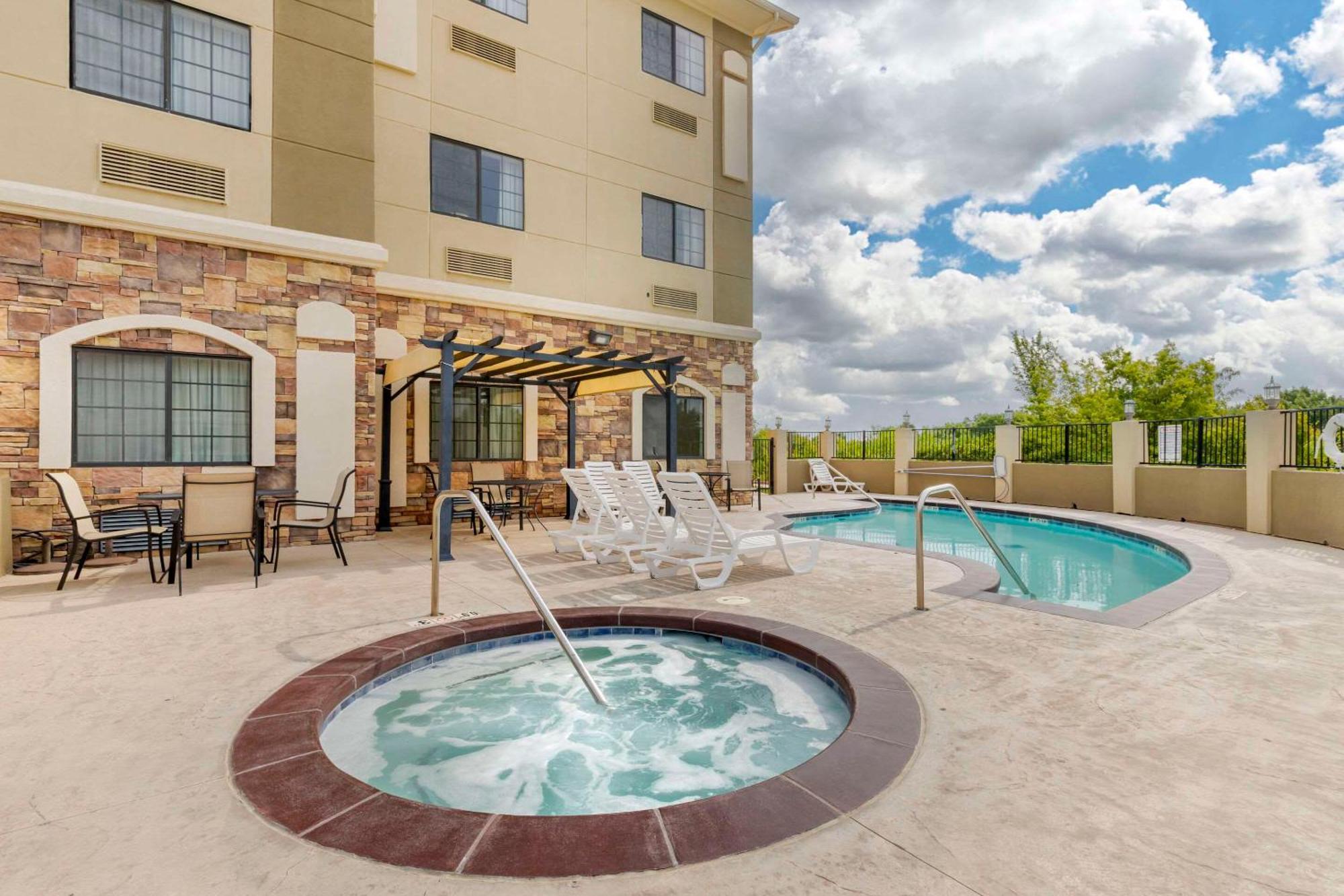 Comfort Inn & Suites Glenpool Extérieur photo