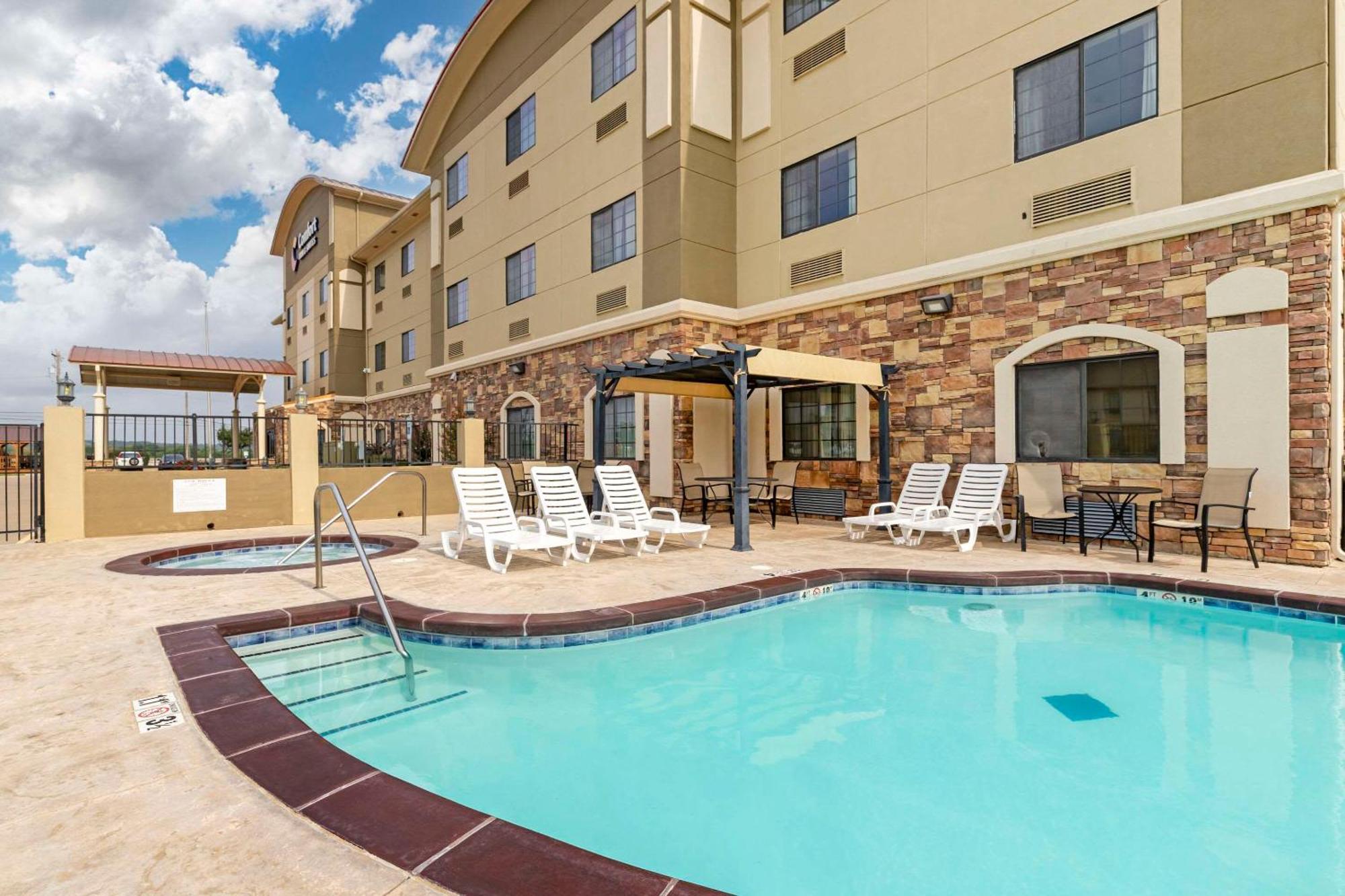 Comfort Inn & Suites Glenpool Extérieur photo