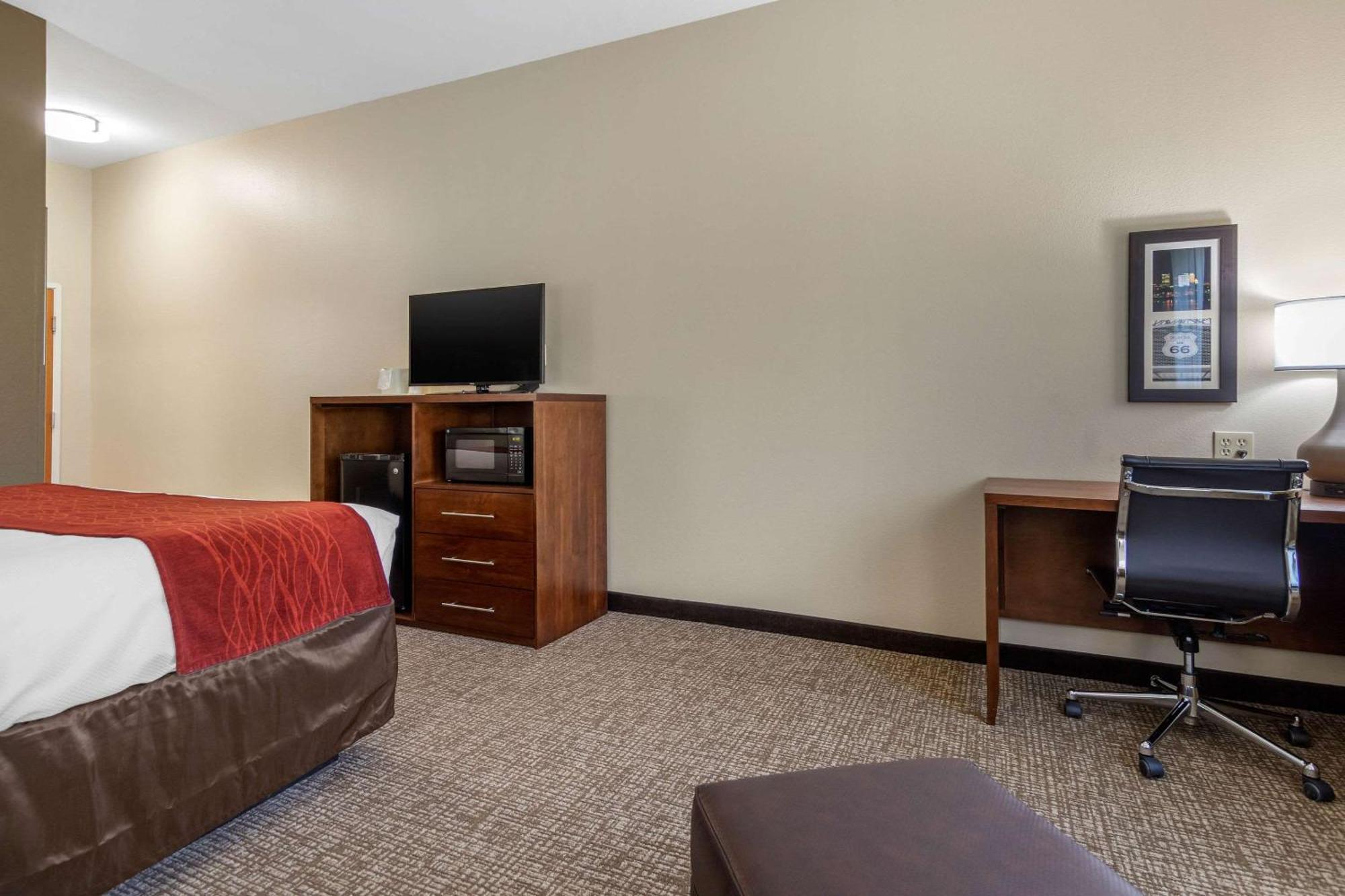 Comfort Inn & Suites Glenpool Extérieur photo
